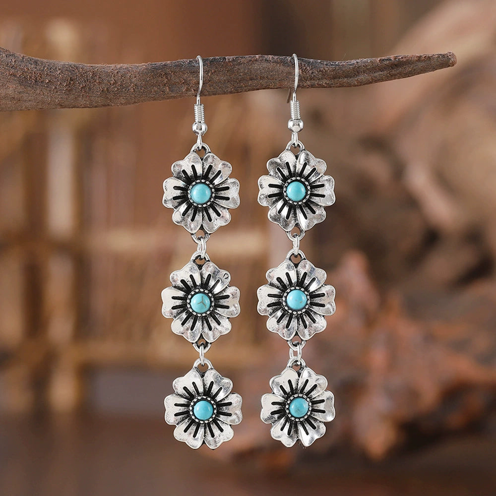 Vintage Small Flower Turquoise Earrings