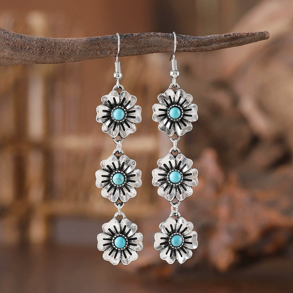 Vintage Small Flower Turquoise Earrings