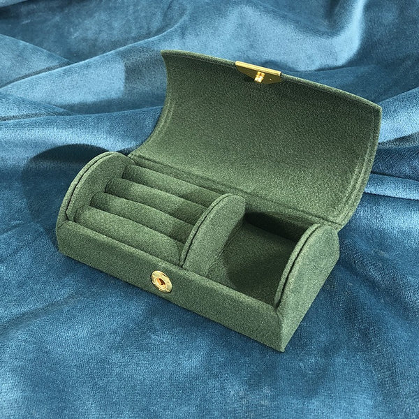 Arched Mini Velvet Travel Jewelry Box