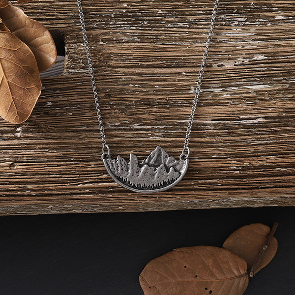 Irregular Range Necklace