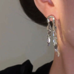 Dynamic Silver Wheat-Sprout Fringe Earrings