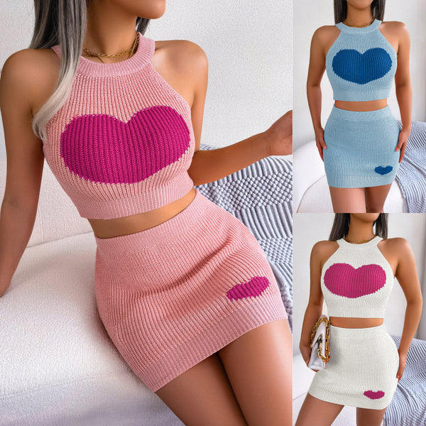 Casual love color clashing navel top wrap skirt set