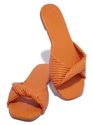 Twisted Square Toe Flat Slides