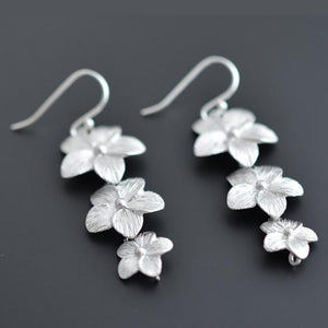 Silver Leaf Shaped Fashionable Earrings