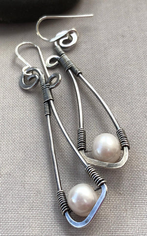 Pearl Silver Thread Earrings