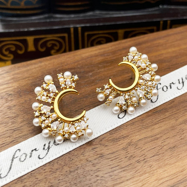 Vintage Gold Half-moon Pearl stud earrings