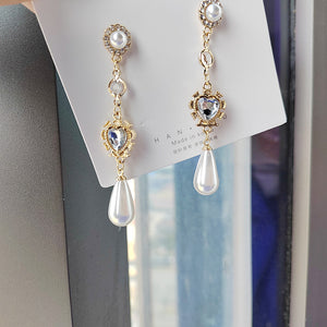 Baroque Retro Love Earrings