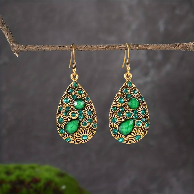 Vintage Green Bright Drop Earrings