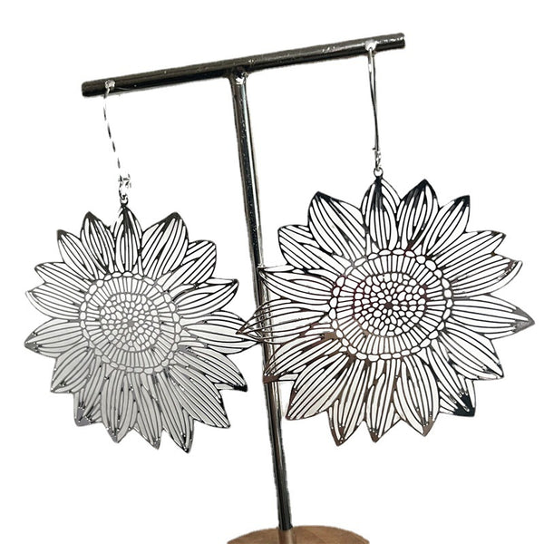 Hollow Sunflower Pendant Earrings