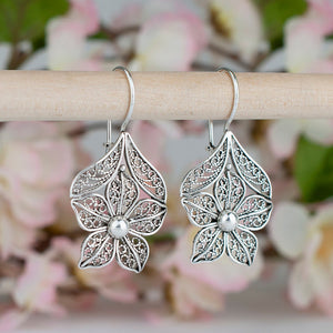 Retro  Hollow Flower Leaf Earrings