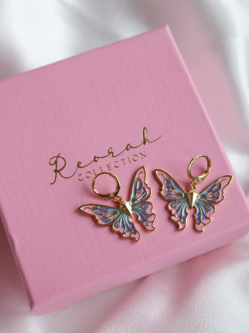 Pink Butterfly Style Earrings