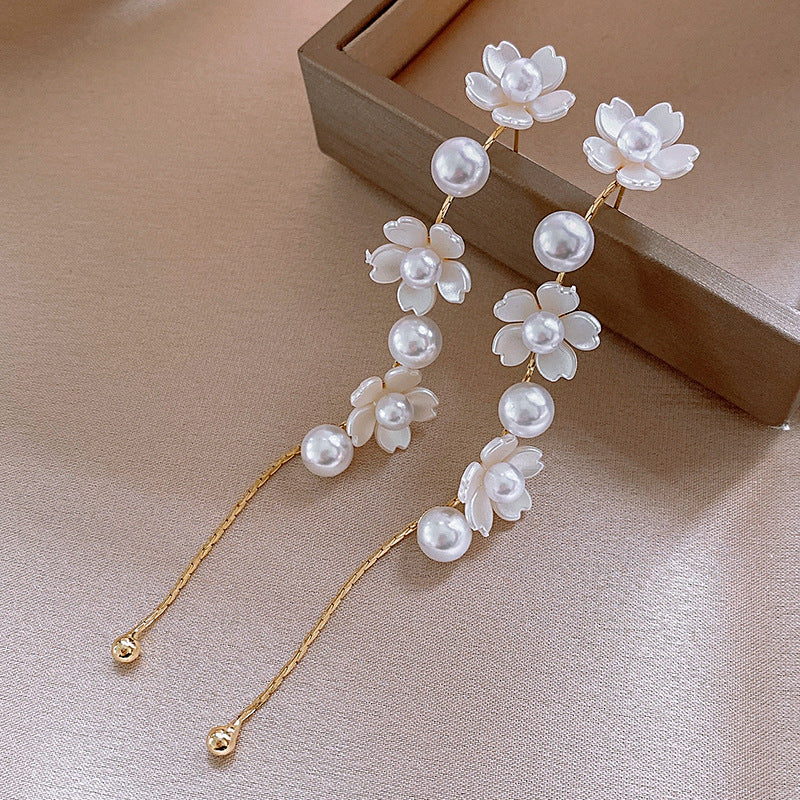 White Flower Pearl Tassel Earrings