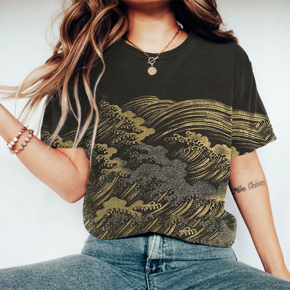 Japanese Black And Gold Wave Print T-shirt