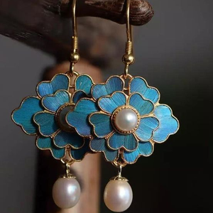 Vintage Blue Lotus Pearl Dangling Earrings