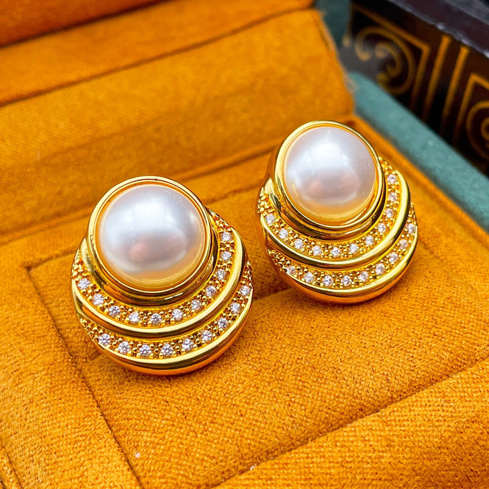 Retro Pearl Earrings