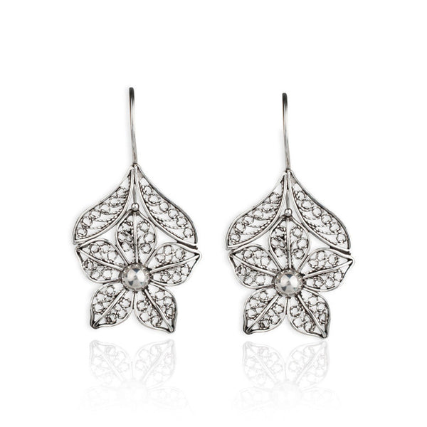 Retro  Hollow Flower Leaf Earrings