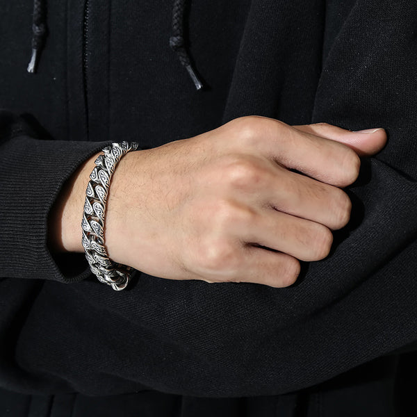 Silver arabesque buckle bracelet